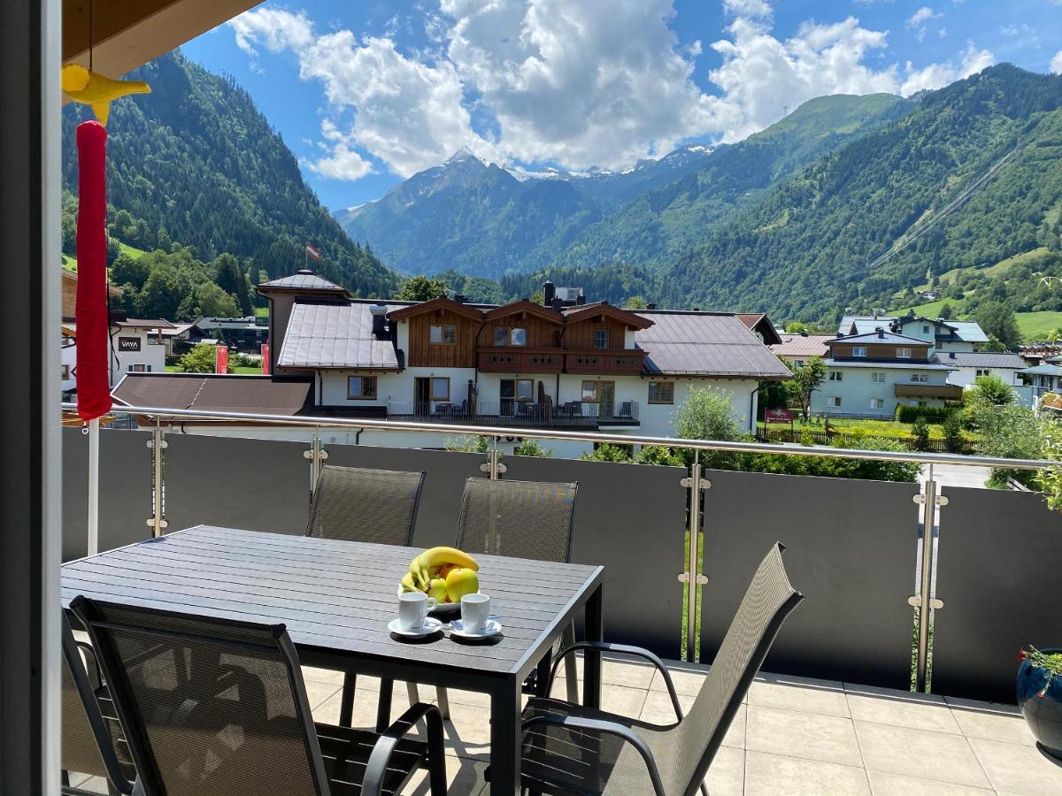 Art Apart Nomay Summercard Blick Top Of Salzburg Kaprun Exterior foto