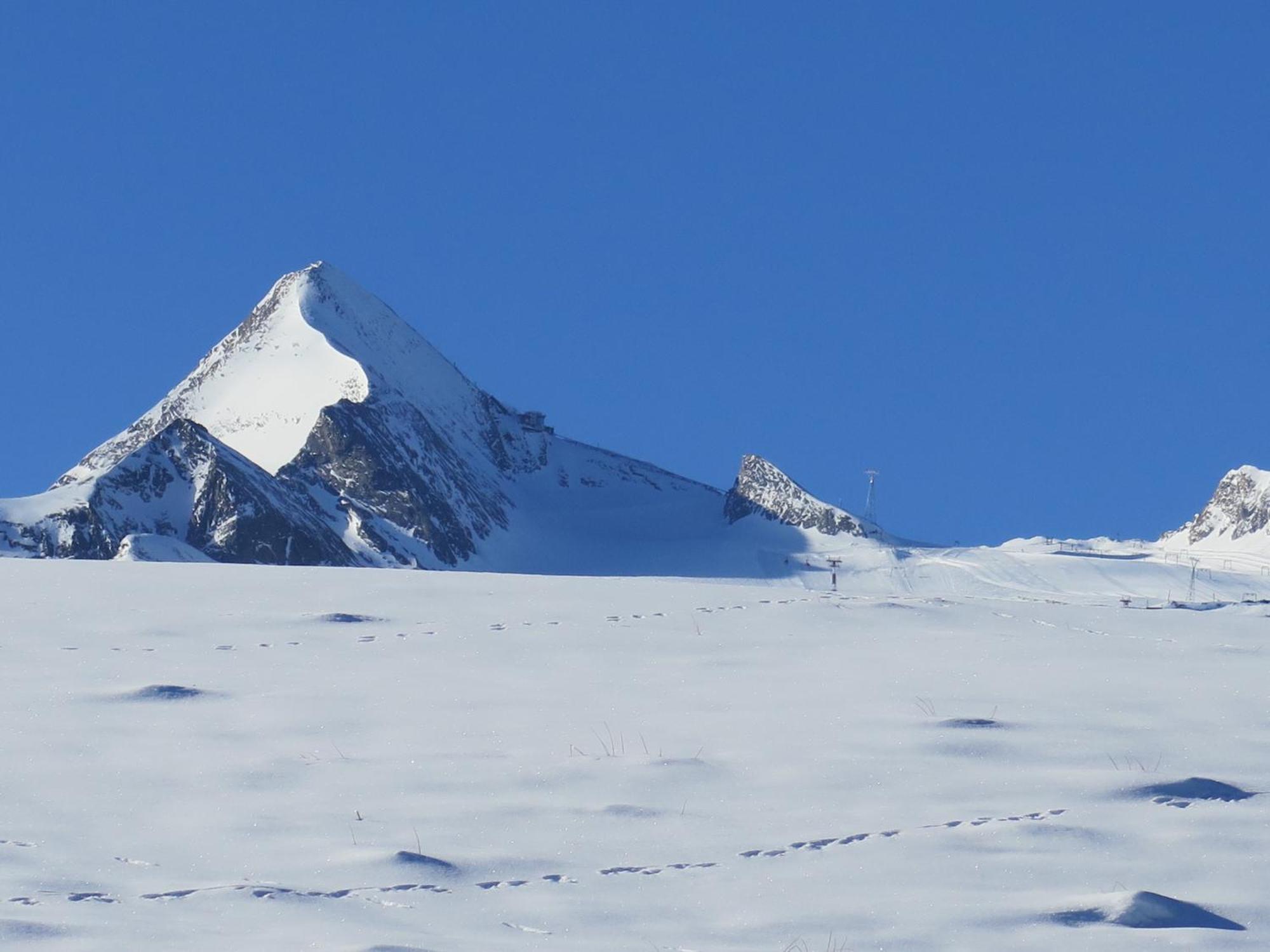 Art Apart Nomay Summercard Blick Top Of Salzburg Kaprun Exterior foto
