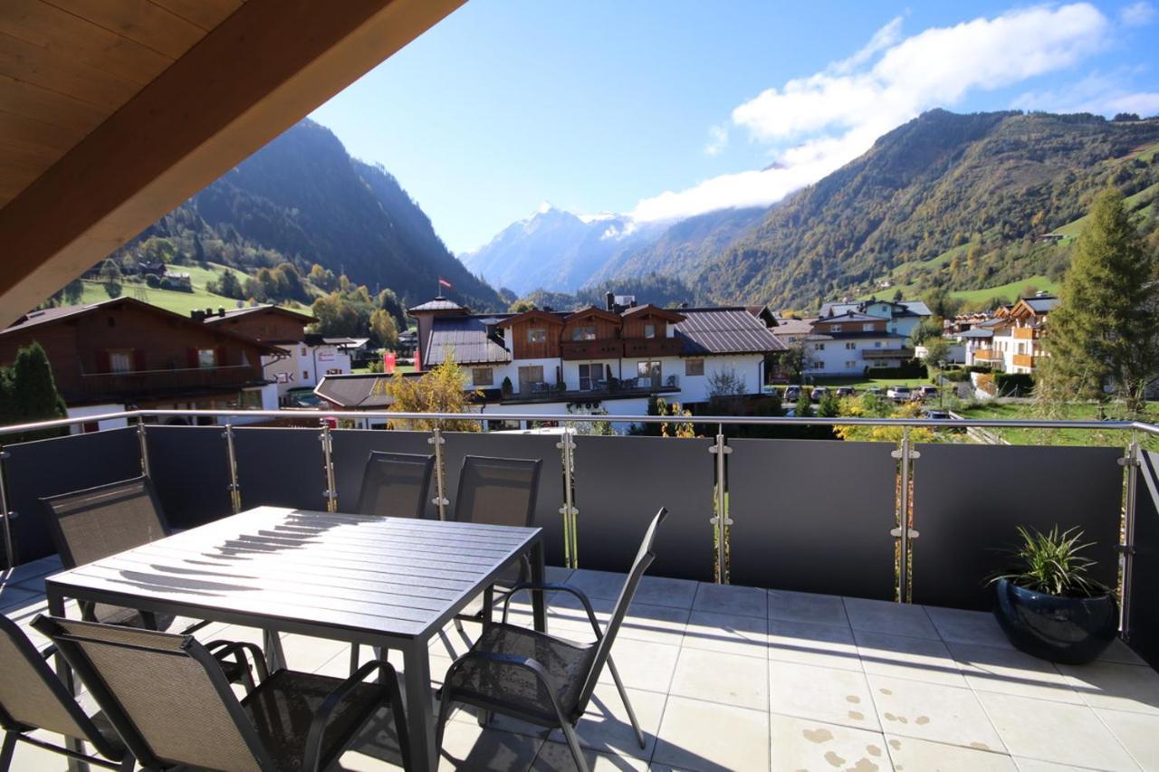 Art Apart Nomay Summercard Blick Top Of Salzburg Kaprun Exterior foto