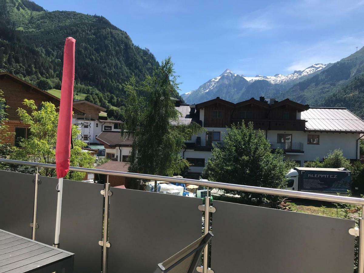 Art Apart Nomay Summercard Blick Top Of Salzburg Kaprun Exterior foto
